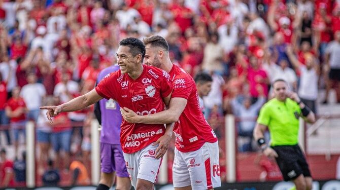Vila vence mais uma em casa na volta ao OBA
